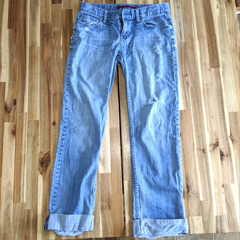 Banana Republic Straight Leg Distressed Jeans size 26/2